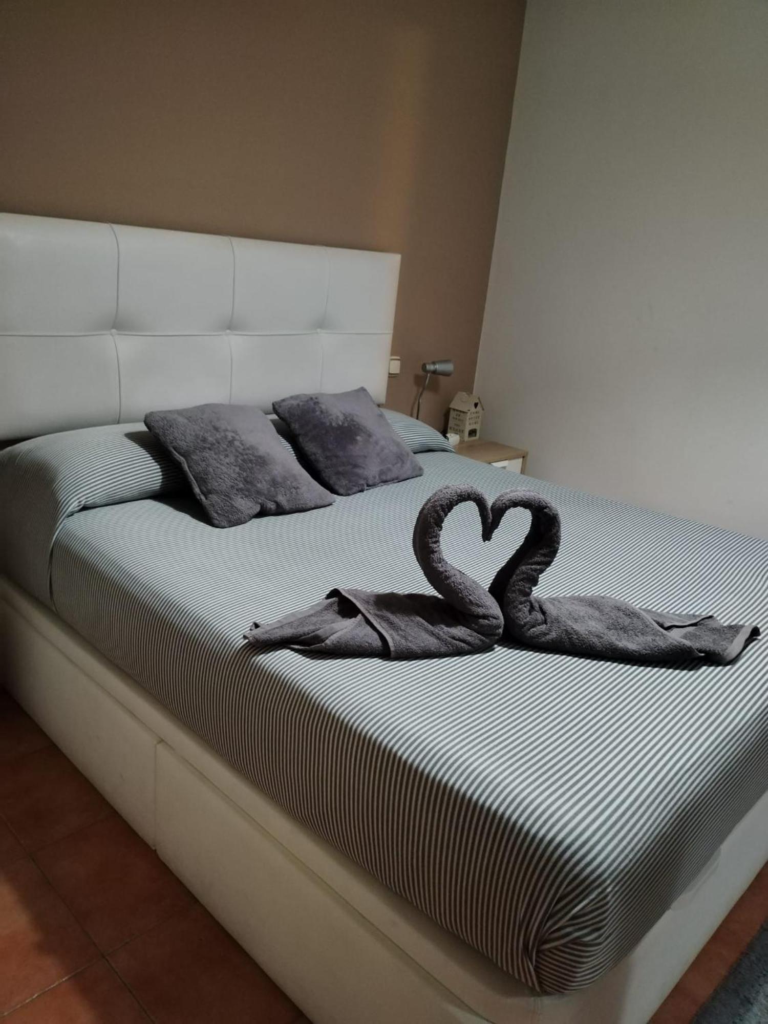 Habitacion Con Cama Matrimonial En Málaga Extérieur photo